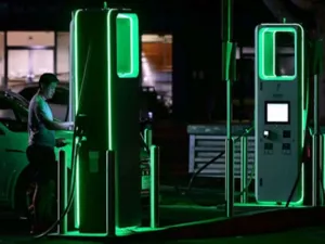 Сложности при зарядке электромобилей в США