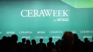 [Русофобы] Консул Захаров: России в этом году впервые за 20 с лишним лет отказали в участии на энергетической конференции в Хьюстоне