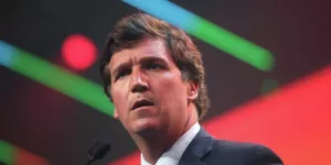 Такер Карлсон: американцы получат войну с Россией против своей воли