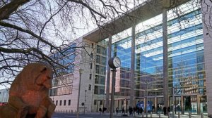 МИД ФРГ планирует выслать более 30 российских дипломатов, сообщили СМИ