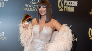 Без денег и с позорным статусом: Ани Лорак потребовали признать иноагентом и отменили концерты  (В трех сибирских городах отменили намеченные на апрель концерты Валерия Меладзе)