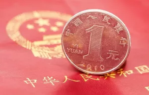 Bloomberg: юань заменил доллар как самую торгуемую валюту в России