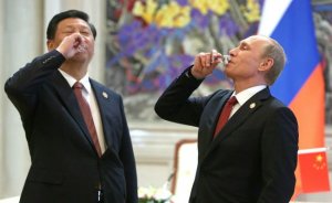 Пекин стал равен Вашингтону в глобальной дипломатии при поддержке Москвы — китаевед