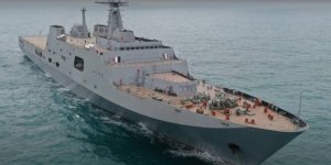 Несмотря на военное союзничество Таиланда и США, Бангкок приобрёл у Пекина десантный корабль