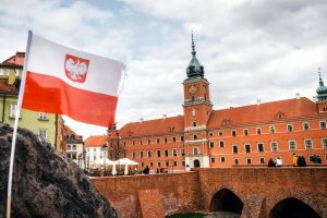 В Варшаве полиция ворвалась в здание школы при российском посольстве