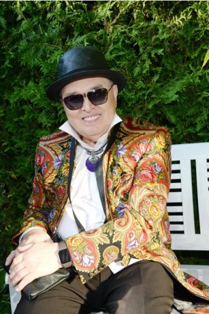 Как опекуны Зайцева превратили легенду моды в немощного старика, выдавая это за заботу