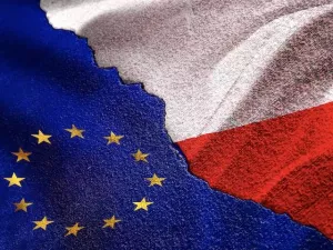 Поляки против отмены налички, запрета на машины с ДВС и ограничений на продажу мяса