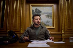 Покинув Ватикан, Зеленский заявил, что Киеву не нужны посредники