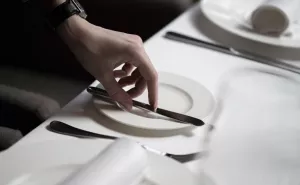 Глава ФНС вынес скрывающему доходы общепиту «китайское предупреждение»