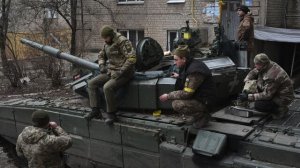 На Южнодонецком направлении уничтожили свыше 1,5 тысячи украинских военных, а также 28 танков