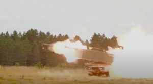 (Уже не новость) ВСУ заявляют о поражении скопления российских самоходок «Мста-С»