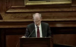 Американский политолог: Мы в США больше не способны позиционировать себя как «спасители планеты»