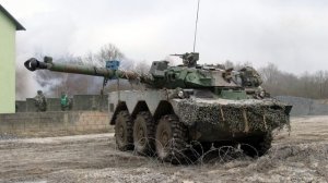 Российские военные захватили французский колесный танк под Запорожьем