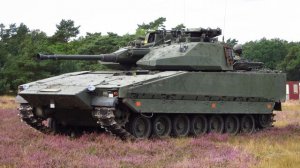 Российские военные впервые захватили шведскую БМП CV-90