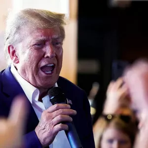 Трампу предписали добровольно явиться в тюрьму штата Джорджия для ареста