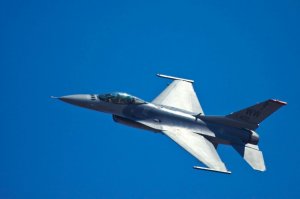Зеленский: Нидерланды поставят Украине 42 истребителя F-16