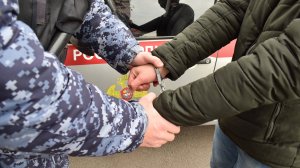 В Казани задержали подозреваемого в краже из компьютерного салона