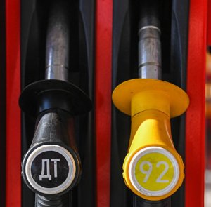 Правительство ввело временное ограничение на экспорт топлива