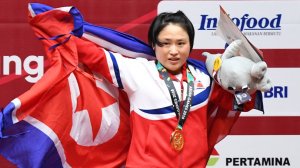 🏋🏻‍♀️Они замотались в флаг своей страны назло ВАДА и плакали после победы   (Северокорейские штангистки удивили весь мир)