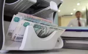 Россияне сократили объем наличных на руках впервые за полтора года. Данные ЦБ: объем наличных денег в обращении в сентябре сократился на ₽21,6 млрд