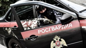 В Казани наряд Росгвардии совместно с полицейскими задержал местную жительницу с наркотиками