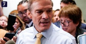 Противник помощи Украине стал кандидатом в спикеры от республиканцев — Reuters