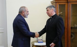 За что Ватикан наградил руководство Армении?