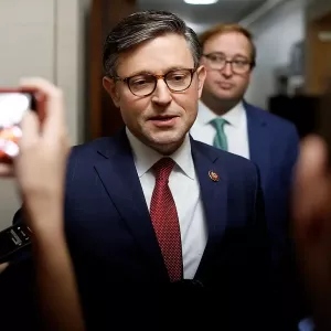 Спикер Джонсон назвал помощь Израилю более срочной и неотложной, чем Украине