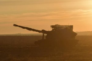 Российские подразделения за сутки значительно продвинулись навстречу друг другу на флангах Авдеевки более чем на 1,5 километра.