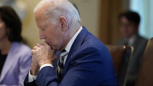 500 американских чиновников и управленцев осудили действия администрации