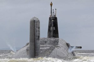 Британская подлодка с баллистическими ракетами едва не пошла ко дну