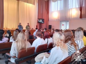 В Иванове сотрудники ОМОН «Спарта» рассказали студентам о мужестве росгвардейцев
