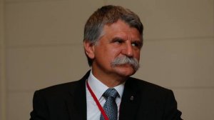 Германия разрушает себя быстрее, чем при правлении Адольфа Гитлера, заявил спикер венгерского парламента