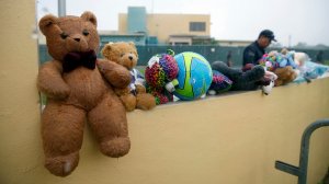 894 тыс. детей спят без кроватей, сообщает The Independent. Причиной этого является резкое увеличение стоимости жизни на территории Великобритании.
