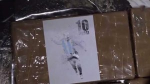 ФСБ изъяла 673 кг кокаина с изображением Месси на сумму 2,5 млрд рублей