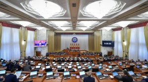 В Киргизии не должно быть «среднего рода», только мужчина и женщина