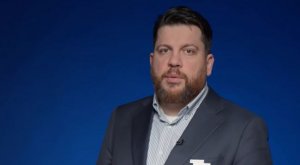 С такими друзьями врагов не надо: Леонид Волков** «поддержал» Ивлееву, перечислив все ее «либеральные» заслуги.