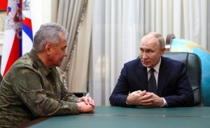 Протест против США: Европейцы записывают поздравления Путину и Шойгу