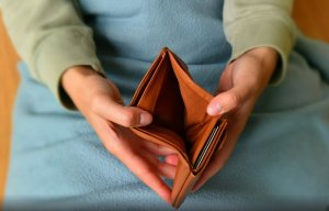 Распространителей фейков о ВС РФ лишат имущества и денег   (Володин: законопроект об изъятии имущества за фейки о ВС РФ внесут в Госдуму)