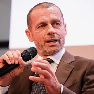 Чеферин заявил, что не хочет говорить о разнице подходов к России и Израилю