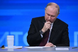 Владимир Путин указом запретил ряду организаций учреждать знаки, похожие на госнаграды