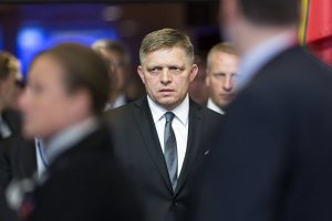 В Словакии ответили на требование ЕС принять мигрантов. Фицо: лучше заплатить, чем расселять мигрантов в рамках квот ЕС