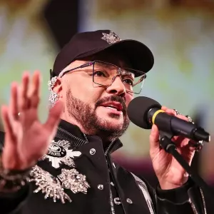 Филипп Киркоров захотел выступить в ДНР после «голой вечеринки» Ивлеевой