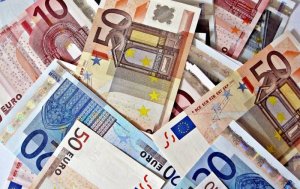 Санкции работают: экономики трех стран G7 ушли в рецессию