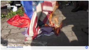 TV5 Monde: в Конго жгут флаги Франции и США — демонстрантам надоело «лицемерие» западных партнёров