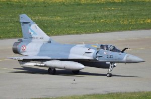 Макрон опроверг слова Зеленского о возможной поставке истребителей Mirage 2000