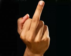 [Объяснили на пальцах] Роскомнадзор ограничил доступ к сайту словаря жестовых языков Spread The Sign за фейки об СВО. Владелец ресурса не удалил их по требованию и в установленный законом срок