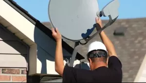 В «демократической» Латвии арестовали телемастера за настройку российских каналов