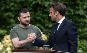 Врун, болтун и хохотун: Эммануэль Макрон – враг Украины