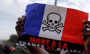 Redacted: бедствующая Франция втягивает мир в третью мировую войну